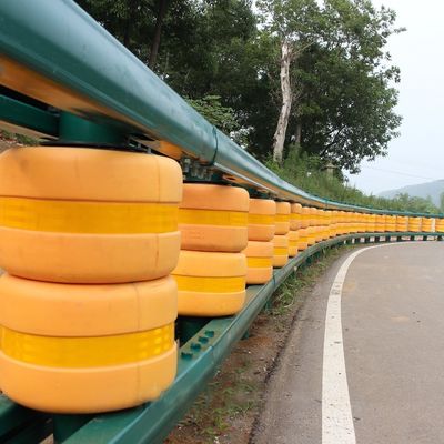 Barris de rolamento Barreira de segurança rodoviária Cercas galvanizadas para segurança rodoviária