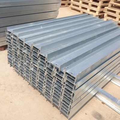 Postes de guarda de estradas galvanizados a quente anti-corrosivo para sistema de proteção rodoviária