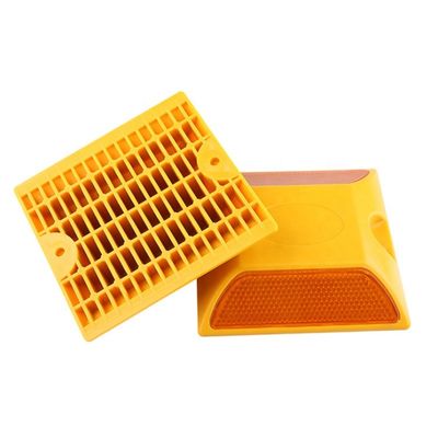Reflectores PMMA de lado duplo Solar Road Stud para segurança rodoviária e gestão do tráfego