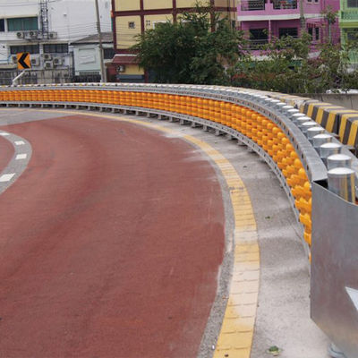 Segurança Rodoviária Grama de proteção de rolos de tamanho personalizado com acabamento galvanizado e revestido com pó