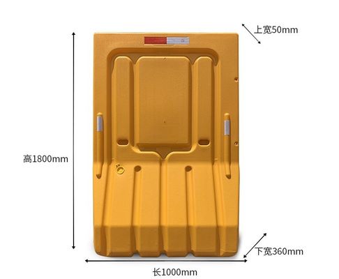 2M PE T Forma Vermelho Amarelo Enchido de Água Barreira de Tráfego de Plástico para Segurança Rodoviária