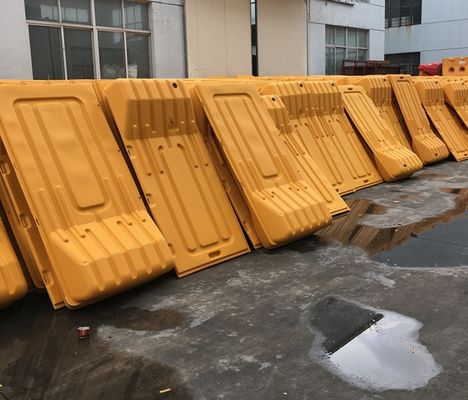 Segurança ao ar livre Barreira de colisão com água com material PE e construção durável