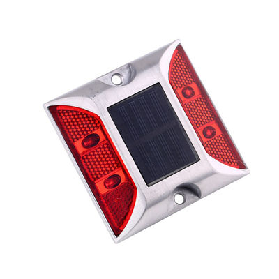 Faixa refletora vermelha de alumínio PC Solar Road Stud para aumentar a visibilidade da estrada