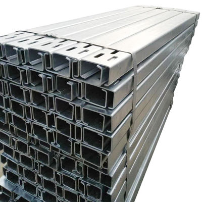 Galvanizado a quente W Beam Highway Guardrail C Post ou U Post com alta durabilidade