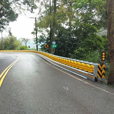 Certificado ISO Advanced Highway Road Traffic Safety PU Foam / EVA Roller Guardrail Anti-Corrosion Roller Crash Barrier