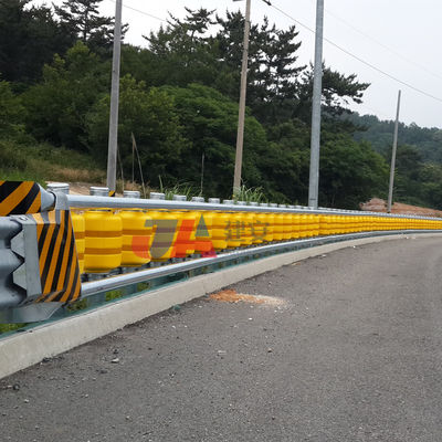 Q235 Q345 EVA Padrão ISO PU e PVC Segurança Roller Guardrail Barreira de choque Barreira rotativa