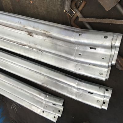 Proteção exterior revestida com pó Segurança rodoviária Retalho de proteção Anchor End com acabamento galvanizado