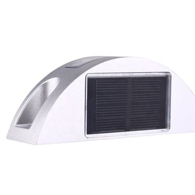 Equipamento de tráfego rodoviário Luz solar intermitente Rodoviário com LED Cor Vermelho Azul Amarelo Escrever Verde
