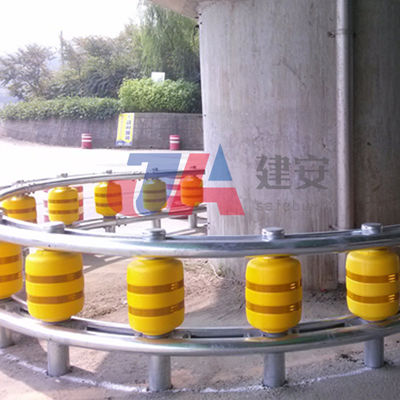 Salvar o volume de tráfego rodoviário Barreiras de rolos de guarda seguras em design personalizado