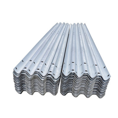 Corrimão de proteção de estradas galvanizado de feixe W com certificados CE/BV/ISO e padrão AASHTO M-180