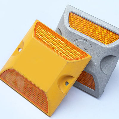 Marcador LED quadrado refletor em verde para segurança rodoviária em venda