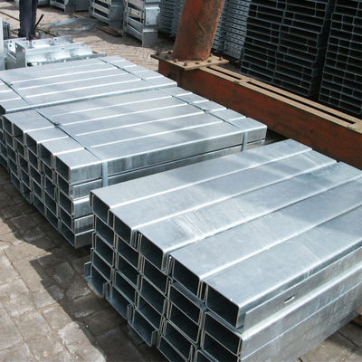 Corrimão de proteção de estrada de tecnologia galvanizado a quente e laminado a frio personalizado para estrada W Beam