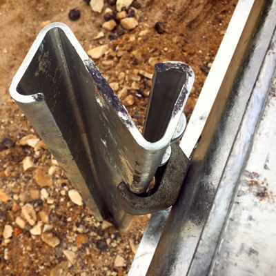 Solução de proteção de corrimão de estrada de alta durabilidade Q235 SJ235R