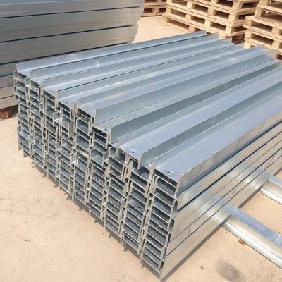 Q235 Q345 Aço galvanizado W-Beam Corrugated Guardrail H Post para a segurança do tráfego rodoviário
