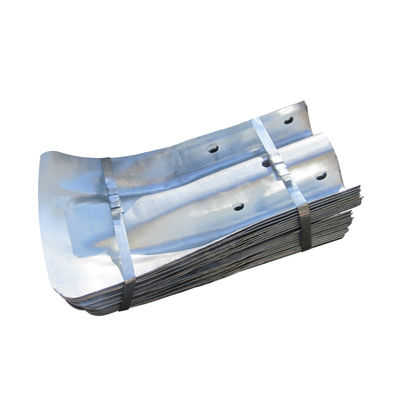 Galvanizado a quente W Beam Highway Guardrail com tamanho personalizado e Fishtail End