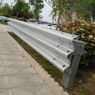 Q235 Q345 Hot Dip Galvanized Steel Highway Guardrail Guardrail de Segurança Rodoviária em Missouri