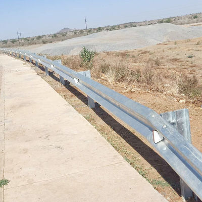 AASHTO M-180 W Beam Galvanized Steel Guardrail personalizado para barreira de tráfego rodoviário