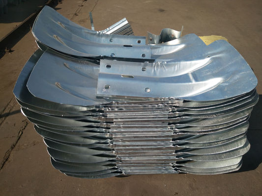 Galvanizado a quente W Beam Fishtail Terminal End para segurança externa Highway Guardrail