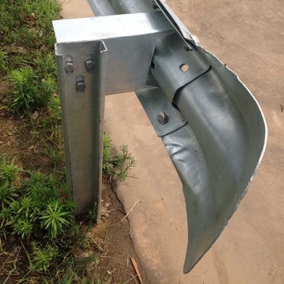 Cauda de peixe End Wings Highway Guardrail Terminal End para produtos de segurança rodoviária personalizados