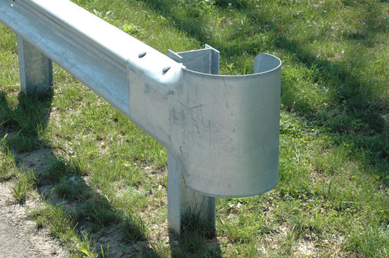 ISO9001 2000 Barreira de trânsito certificada H Post para corrimão de estrada de aço galvanizado