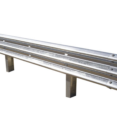 Q235 Q345 Corrimão galvanizado galvanizado corrugado para rodovias fabricado por certificados