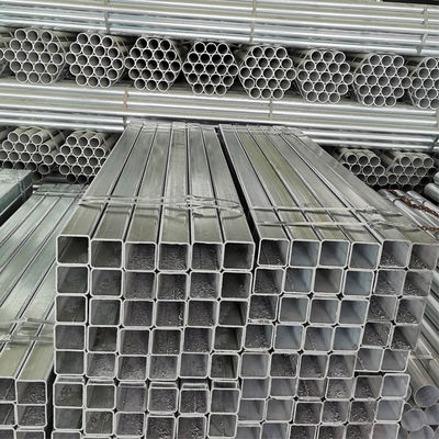 Facilmente montado 4x4 Galvanizado Quadrado Post Metal vedação para Highway Guardrail