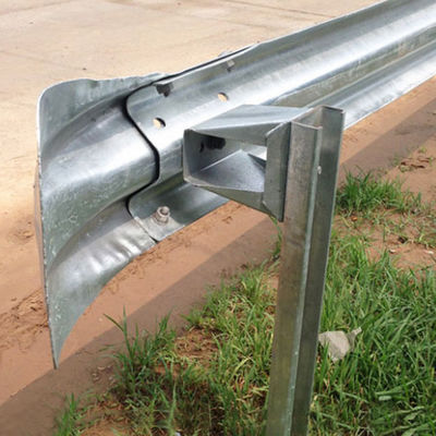 Barreira de controle de multidão vedação galvanizado de aço galvanizado rodoviário guarda-corredor cauda de peixe fim