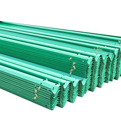 W Beam Plastic Highway Guardrail Barreira de Controle de multidão Barreira para requisitos do cliente