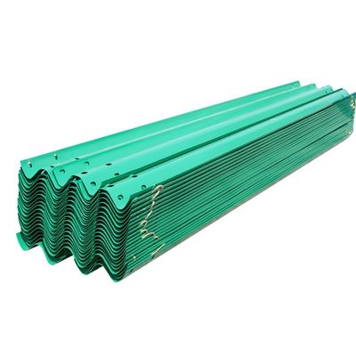 Barreira de trânsito galvanizada a quente W Beam Guardrail para controle de multidão Barreira de vedação