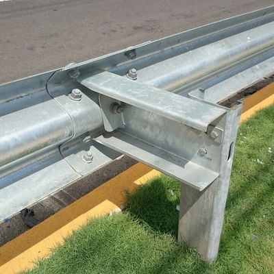 Segurança rodoviária Metal Highway Guardrail C Post by com Certificação ISO9001 2008