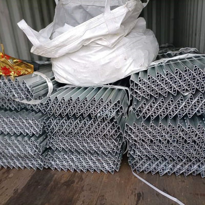 Barreira de aço galvanizada de estrada de tráfego Aashto M180 Standard Z Post com revestimento em pó