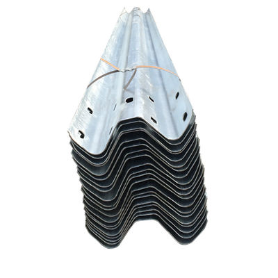 Q235 Q345 Galvanizado a quente laminado a frio painéis de vedação exterior W Beam Guardrail barreira de tráfego