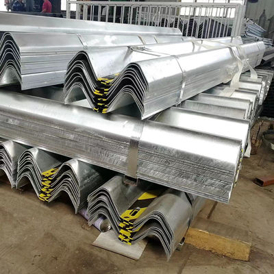 Reboco de zinco personalizado W Beam Guardrail para proteção rodoviária AASHTO M-180 Standard