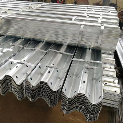 AASHTO M-180 Standard Galvanized Steel Highway Guardrail para a Indonésia Filipinas e Vietnã