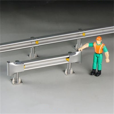Barreira de proteção rodoviária de aço certificada CE/BV/ISO para estradas de Cingapura AASHTO M-180