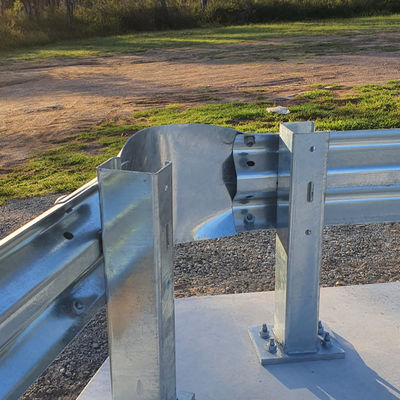 Segurança ao ar livre W Beam Steel Highway Guardrail Exportado para o Brasil