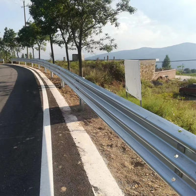 Segurança ao ar livre W Beam Steel Highway Guardrail Exportado para o Brasil