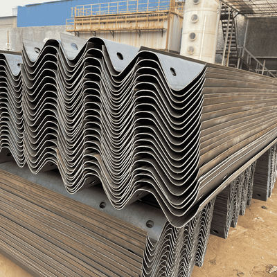 Segurança exterior Grelha de proteção galvanizada e proteções de trilhos personalizadas com aço galvanizado