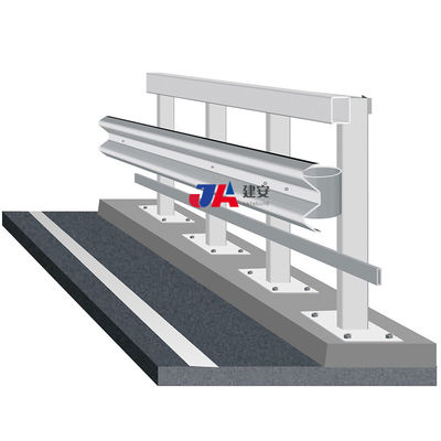 Proteção contra barreiras de trilhos Q235 Q345 Corrimão galvanizado com revestimento de zinco 550-600 g/m2