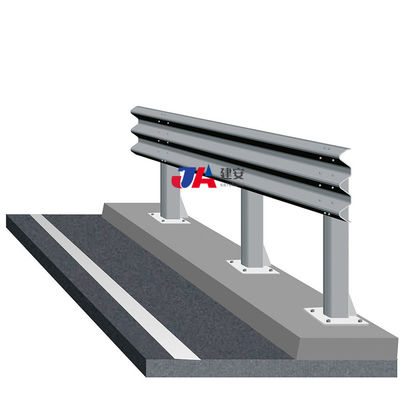 CE/BV/ISO 9001/ISO14001/ISO 18001 Postes de aço galvanizado certificados para corrimões de proteção de estradas