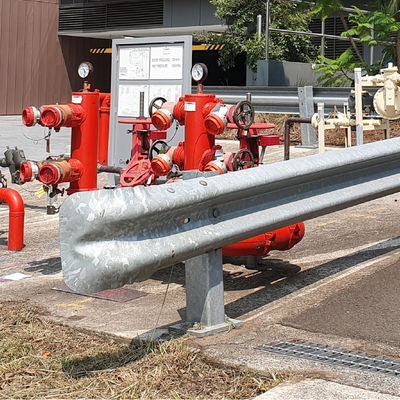 CE/BV/ISO 9001/ISO14001/ISO 18001 Postes de aço galvanizado certificados para corrimões de proteção de estradas