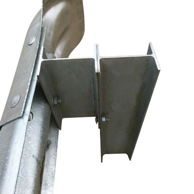 Reboco de proteção de estrada de três vigas de metal certificado ISO com H Steel Spacer Block Powder Coated