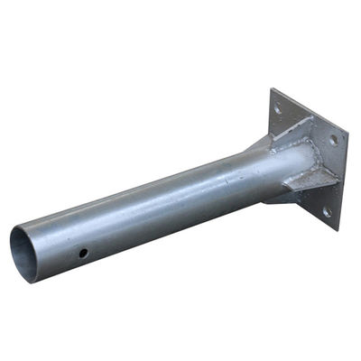 Flanca de guarda de aço laminado a quente revestida com pó galvanizado para barreira de segurança rodoviária