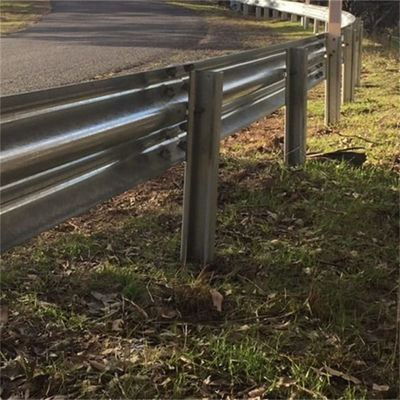 Retalhos de proteção de rodovias de madeira tripla de cor personalizada com certificado ISO9001/TUV/BV/CE