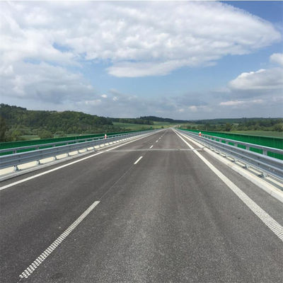 2022 Hot Style AASHTO M-180 Stainless Steel Highway Guardrail para a segurança do tráfego rodoviário