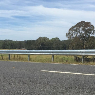 Galvanizado S355jr Q355B A36 Aço W Beam Highway Guardrail Padrão AASHTO M-180