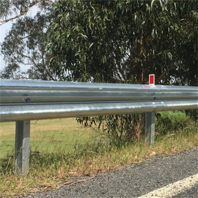 Cor customizável Cinturado S355jr Q355B A36 Aço W-Beam para Highway Guardrail
