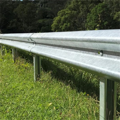Cor customizável Cinturado S355jr Q355B A36 Aço W-Beam para Highway Guardrail