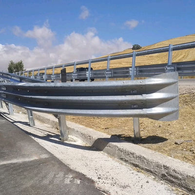 Rodoviário Guarda-corrimão Fim de asas Ferro Terminal de cauda de peixe Fim personalizado para Q235 Q345